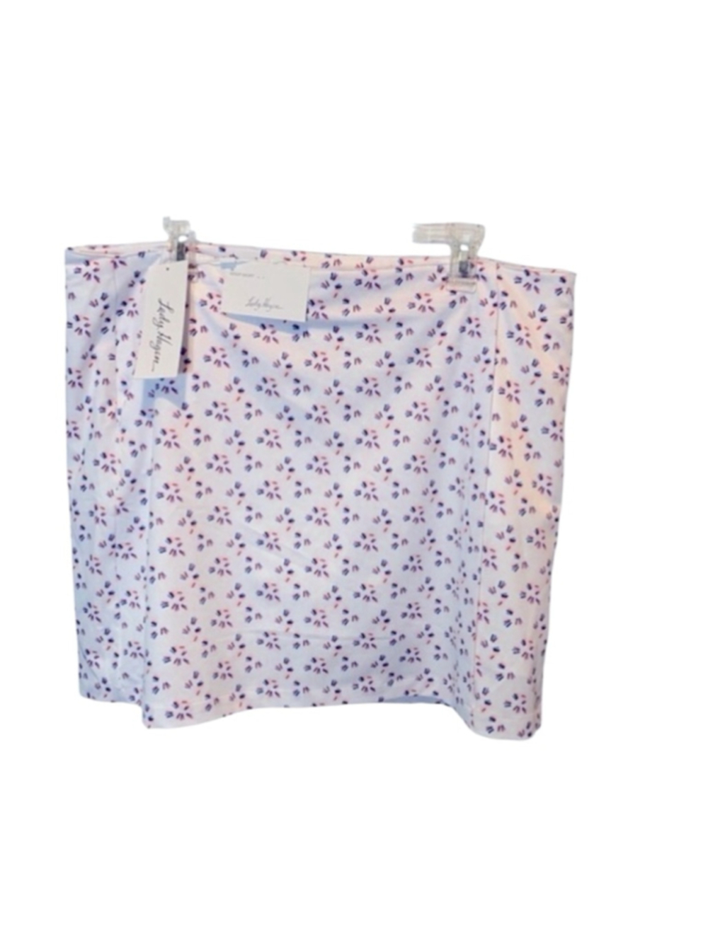 Women's Lady Hagen White Fireworks print golf skort size 4 - Picture 3 of 5
